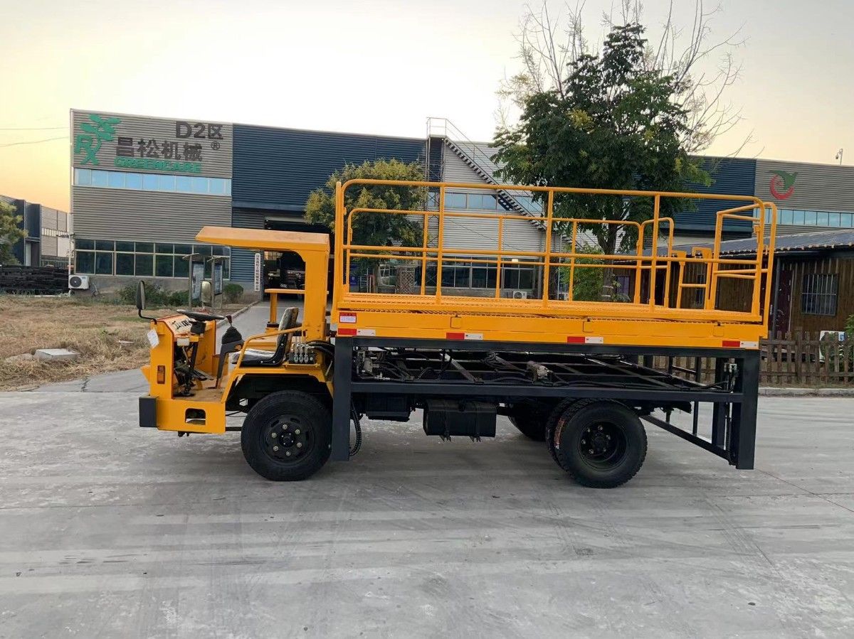 山東昌松井下升降平臺車下線